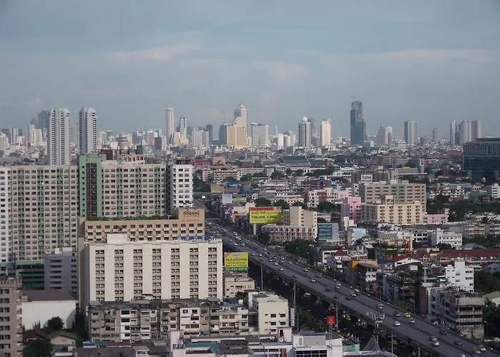 View In Pinklao Apartment *
